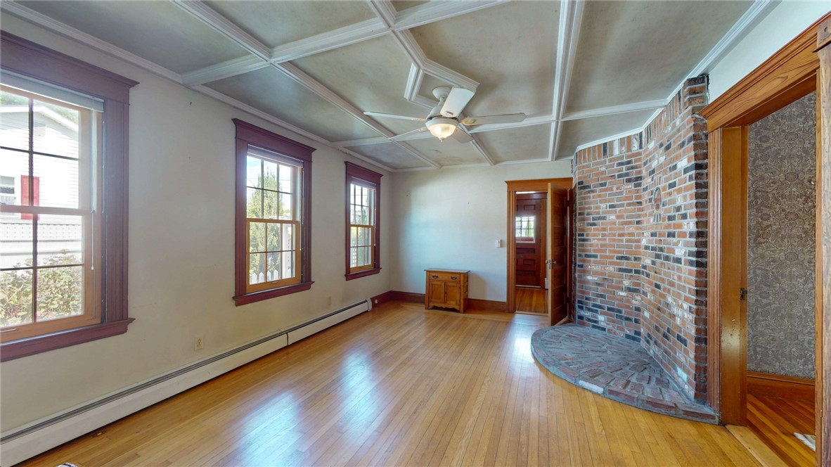 37 Woodlund Avenue Westerly, RI 02891 - Photo 10 of 45 Den/ Family Room