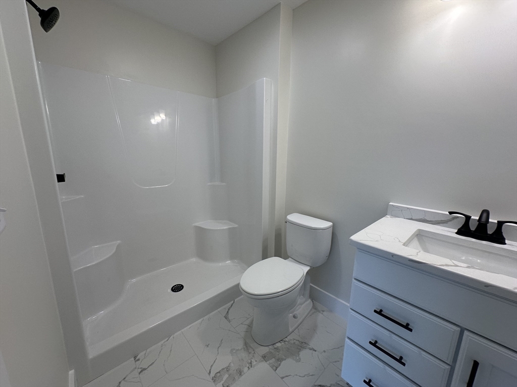 9 Leos Way Sterling, MA 01564 - Photo 17 of 26