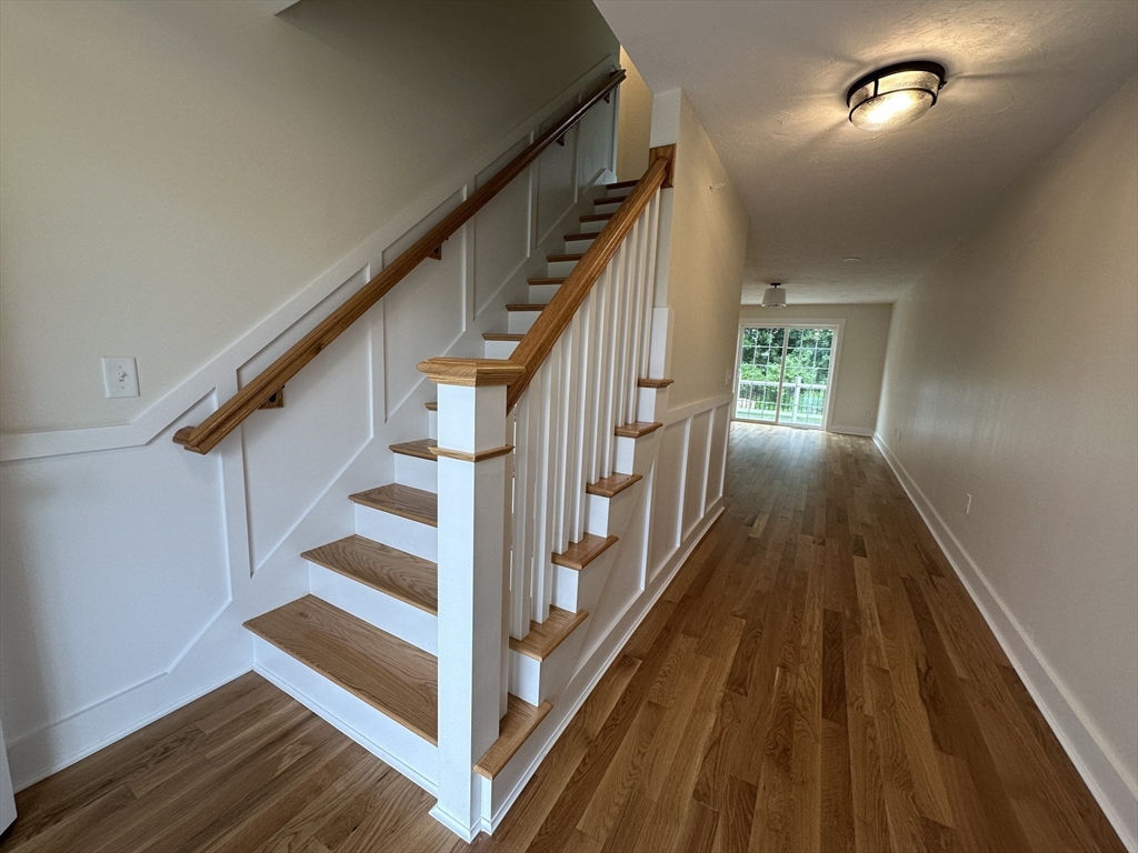 9 Leos Way Sterling, MA 01564 - Photo 8 of 26