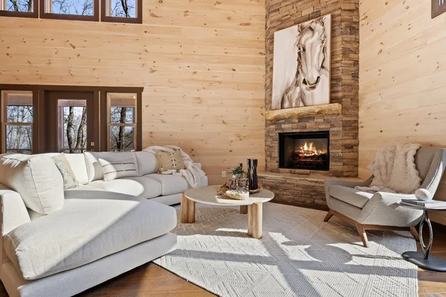 $750,000 | 1264 Sun Rock Mountain Road, Blue Ridge, GA 30513