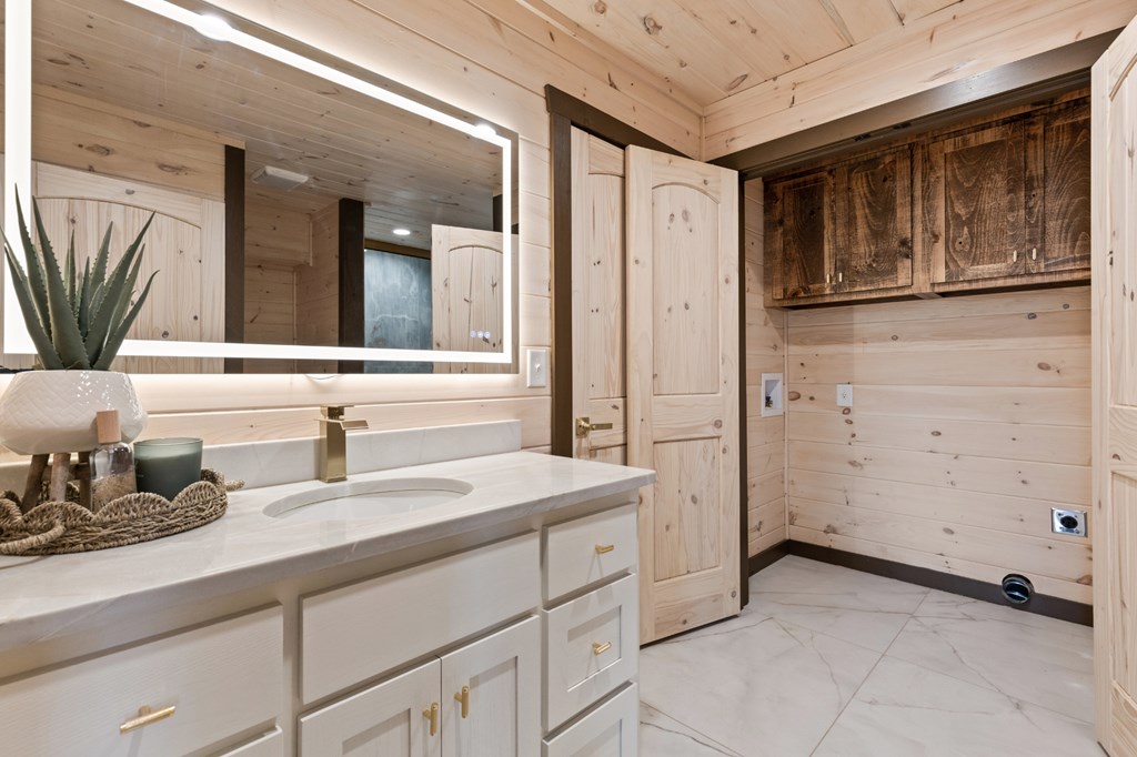 1264 Sun Rock Mountain Road Blue Ridge, GA 30513 - Photo 18 of 40