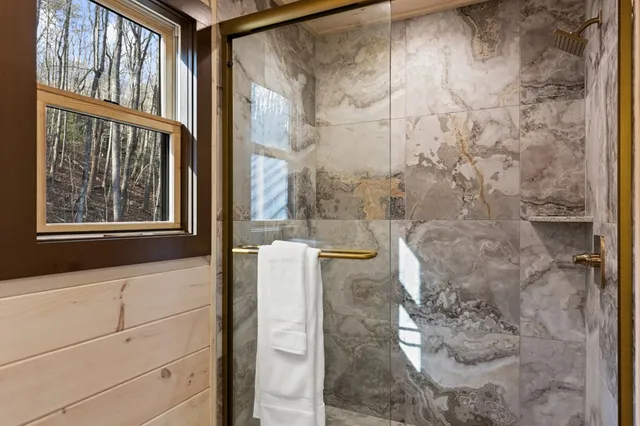 $750,000 | 1264 Sun Rock Mountain Road, Blue Ridge, GA 30513