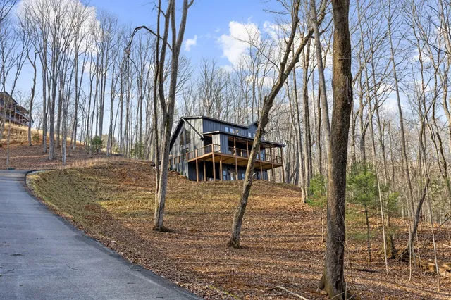$750,000 | 1264 Sun Rock Mountain Road, Blue Ridge, GA 30513