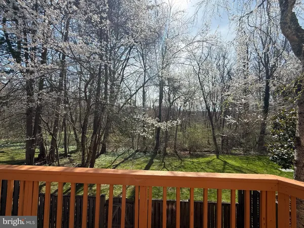 $685,000 | 8318 Uxbridge Court, Springfield, VA 22151