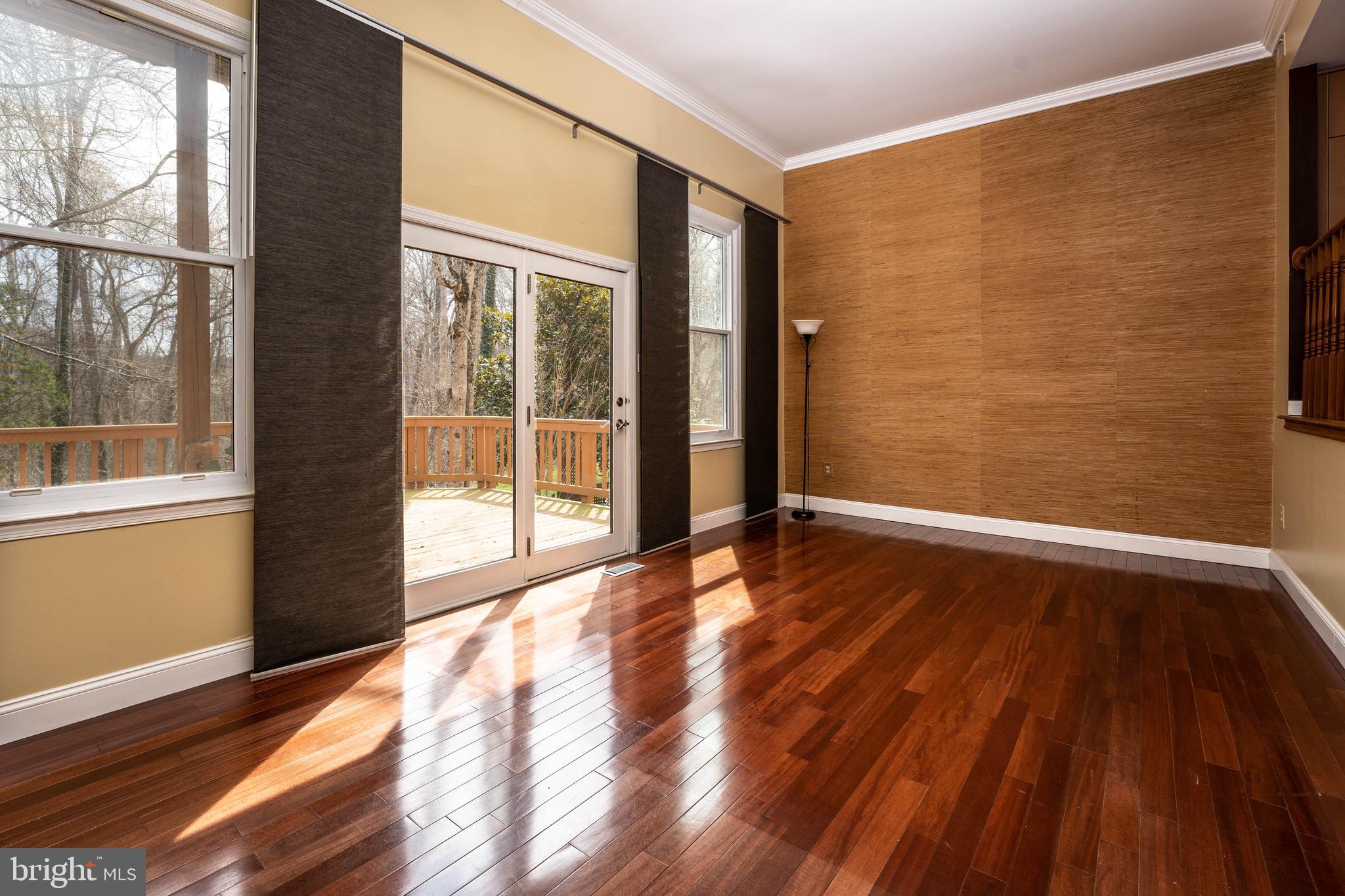 8318 Uxbridge Court Springfield, VA 22151 - Photo 9 of 24