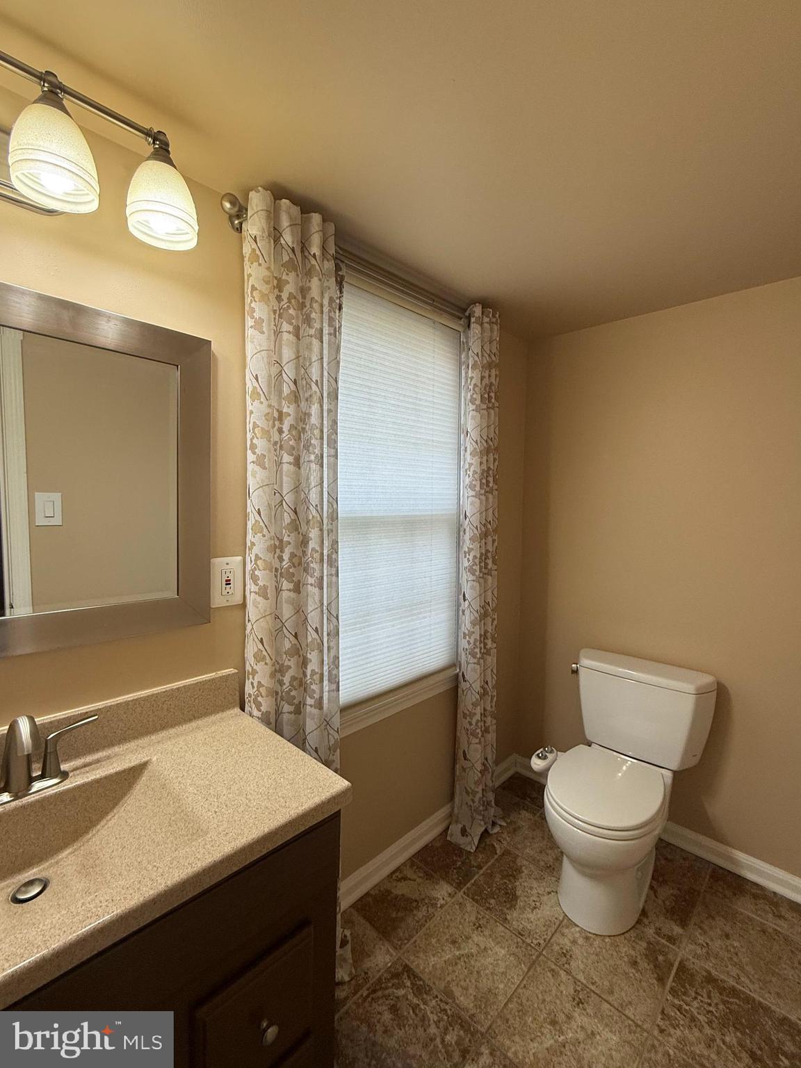 8318 Uxbridge Court Springfield, VA 22151 - Photo 10 of 24