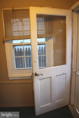 $2,000 | 409 North York Street, Pottstown, PA 19464