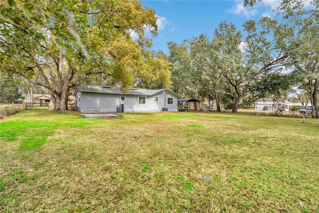 13713 Walden Sheffield Road Dover, FL 33527 - Photo 31 of 39