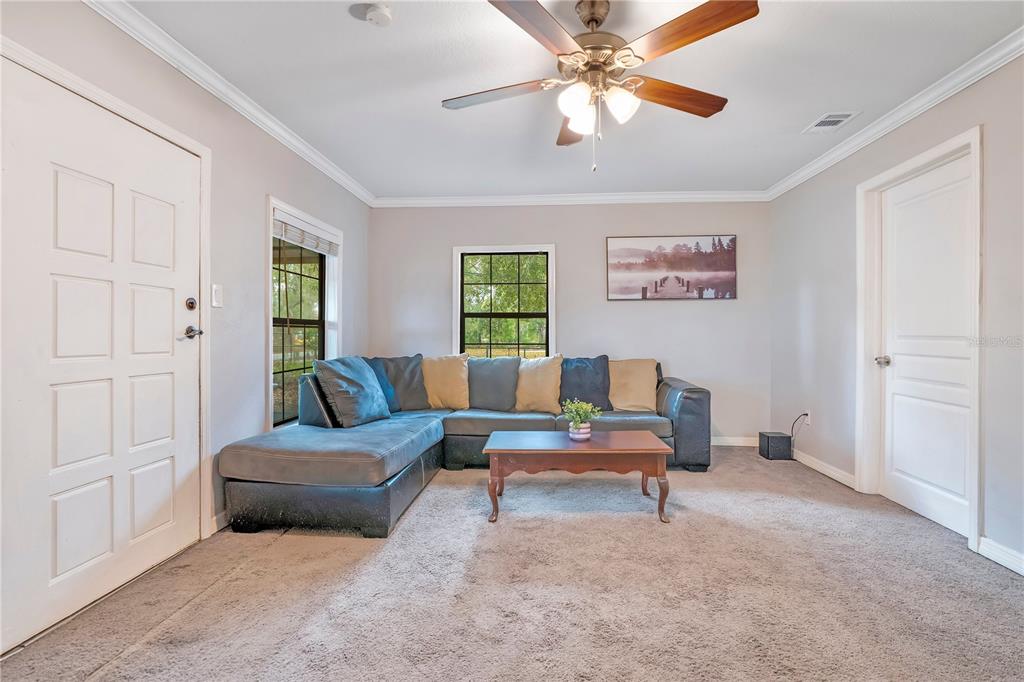 13713 Walden Sheffield Road Dover, FL 33527 - Photo 7 of 39