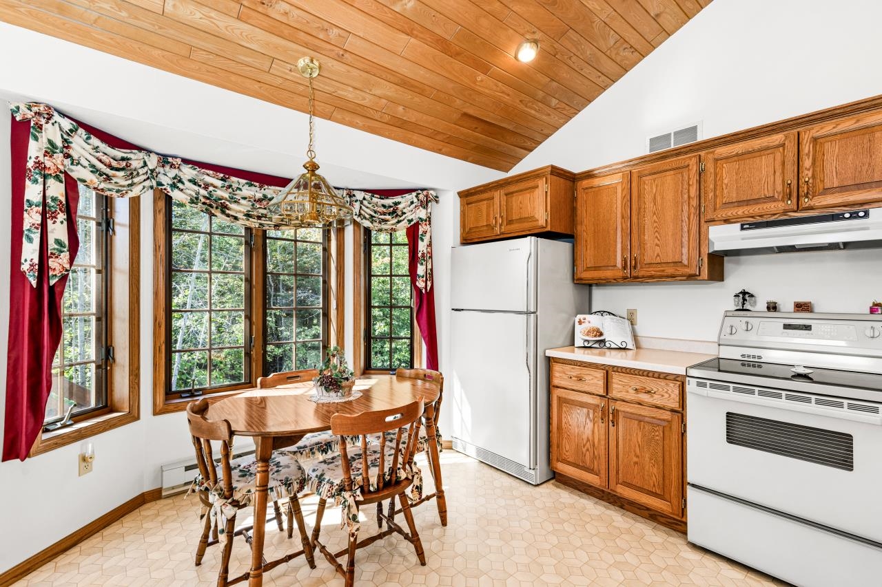 1563 Highway 61 Two Harbors, MN 55616 - Photo 24 of 47