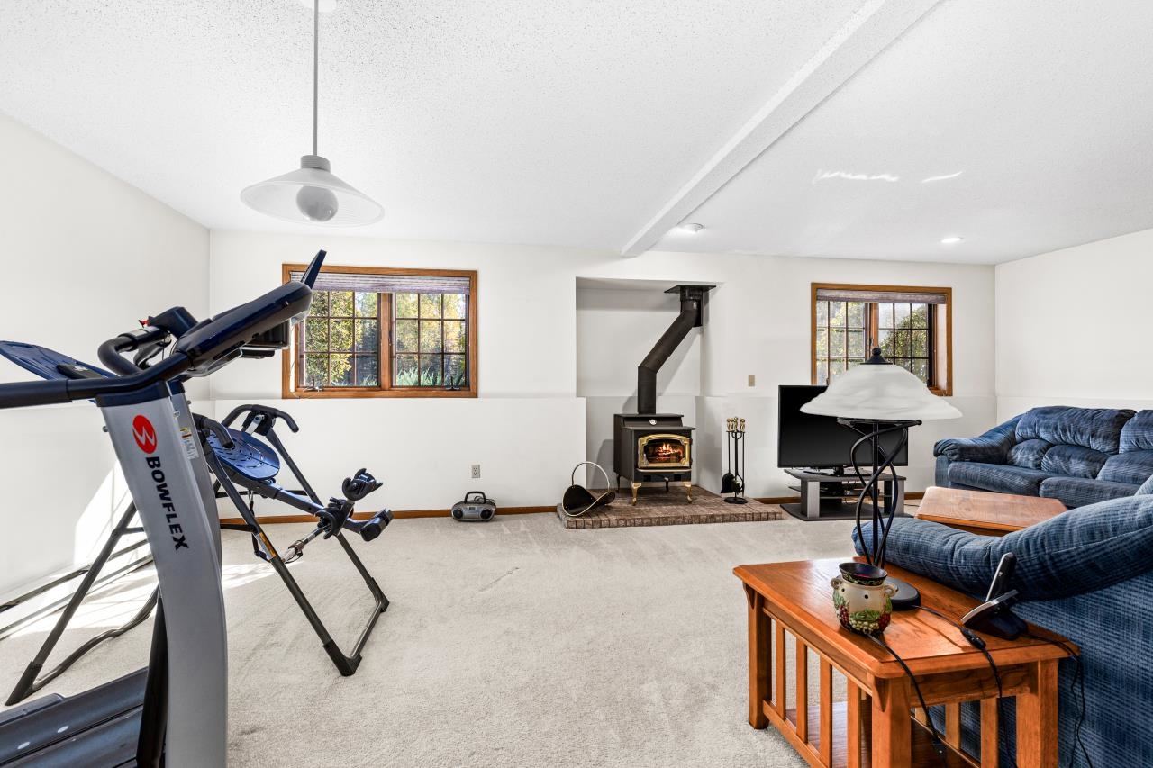 1563 Highway 61 Two Harbors, MN 55616 - Photo 34 of 47