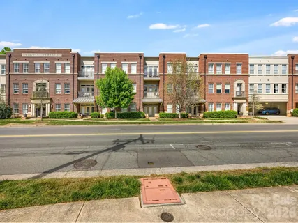$525,000 | 2964 Selwyn Avenue, Unit 209, Charlotte, NC 28209