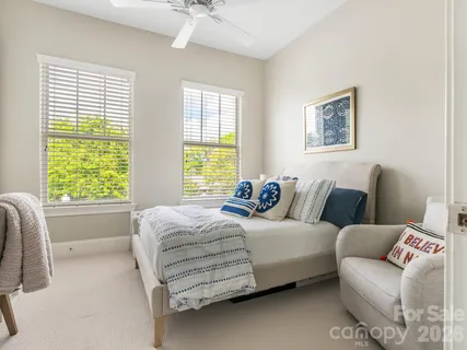 $525,000 | 2964 Selwyn Avenue, Unit 209, Charlotte, NC 28209
