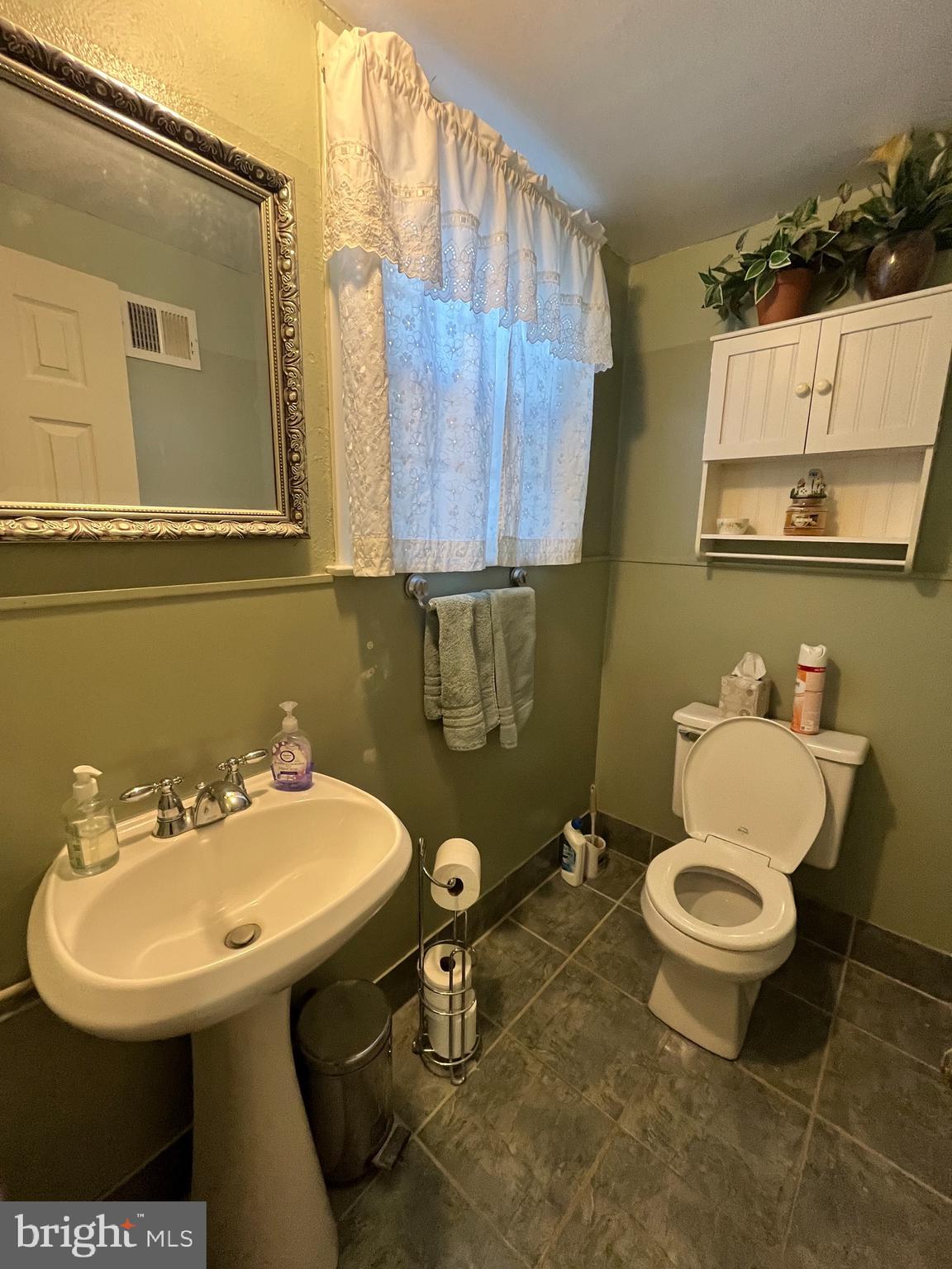 23 Red Oak Road Oreland, PA 19075 - Photo 32 of 34 Gallery Image 32