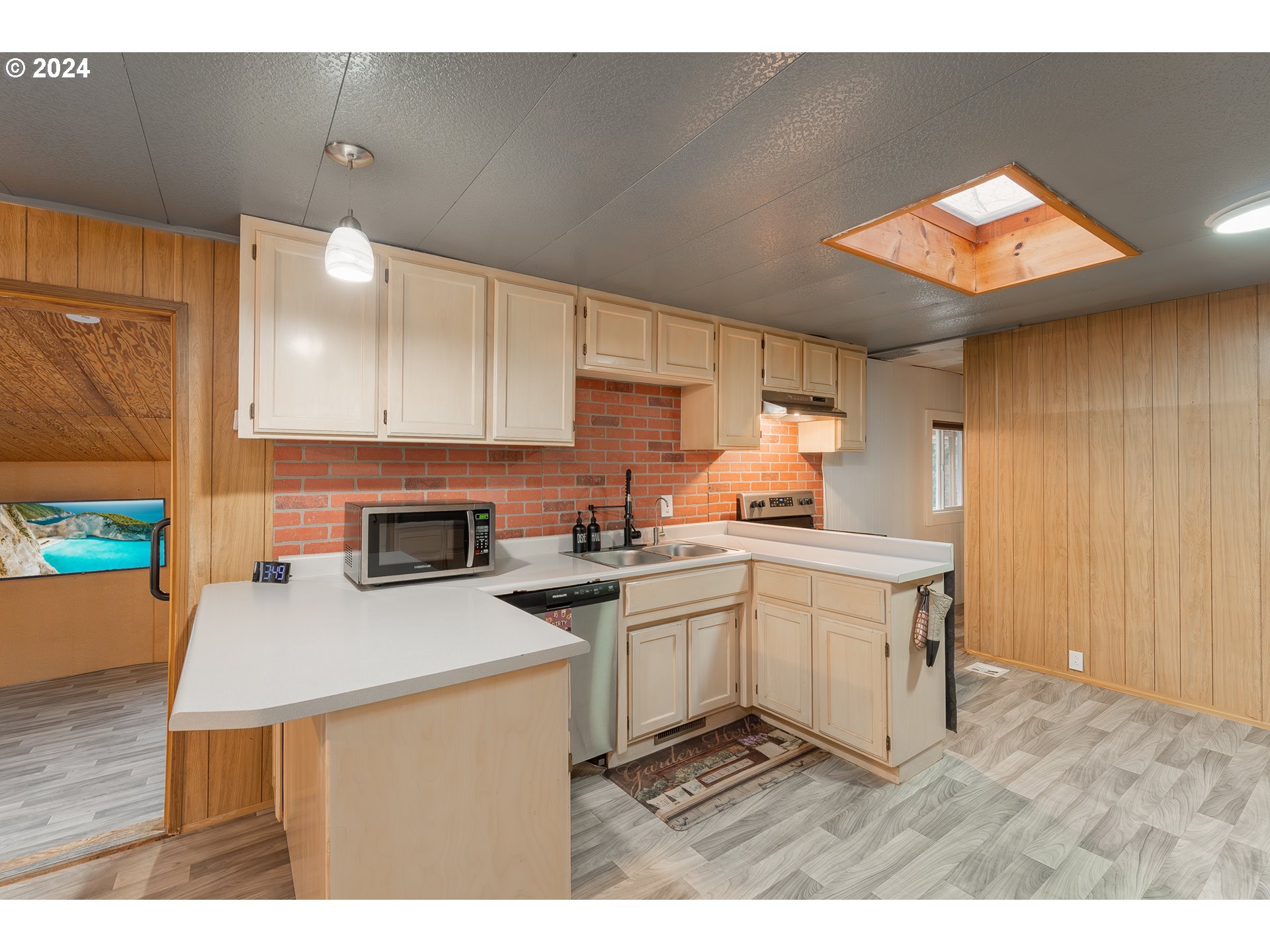 1034 Cleveland Loop Road Roseburg, OR 97471 - Photo 23 of 44 Gallery Image 23