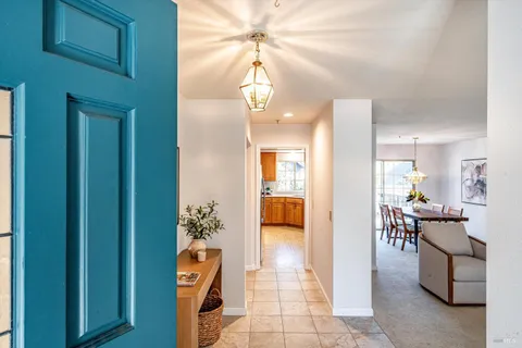 $839,000 | 2908 Victoria Court, Napa, CA 94558