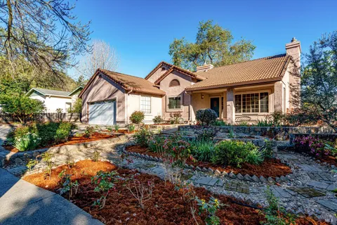 $839,000 | 2908 Victoria Court, Napa, CA 94558