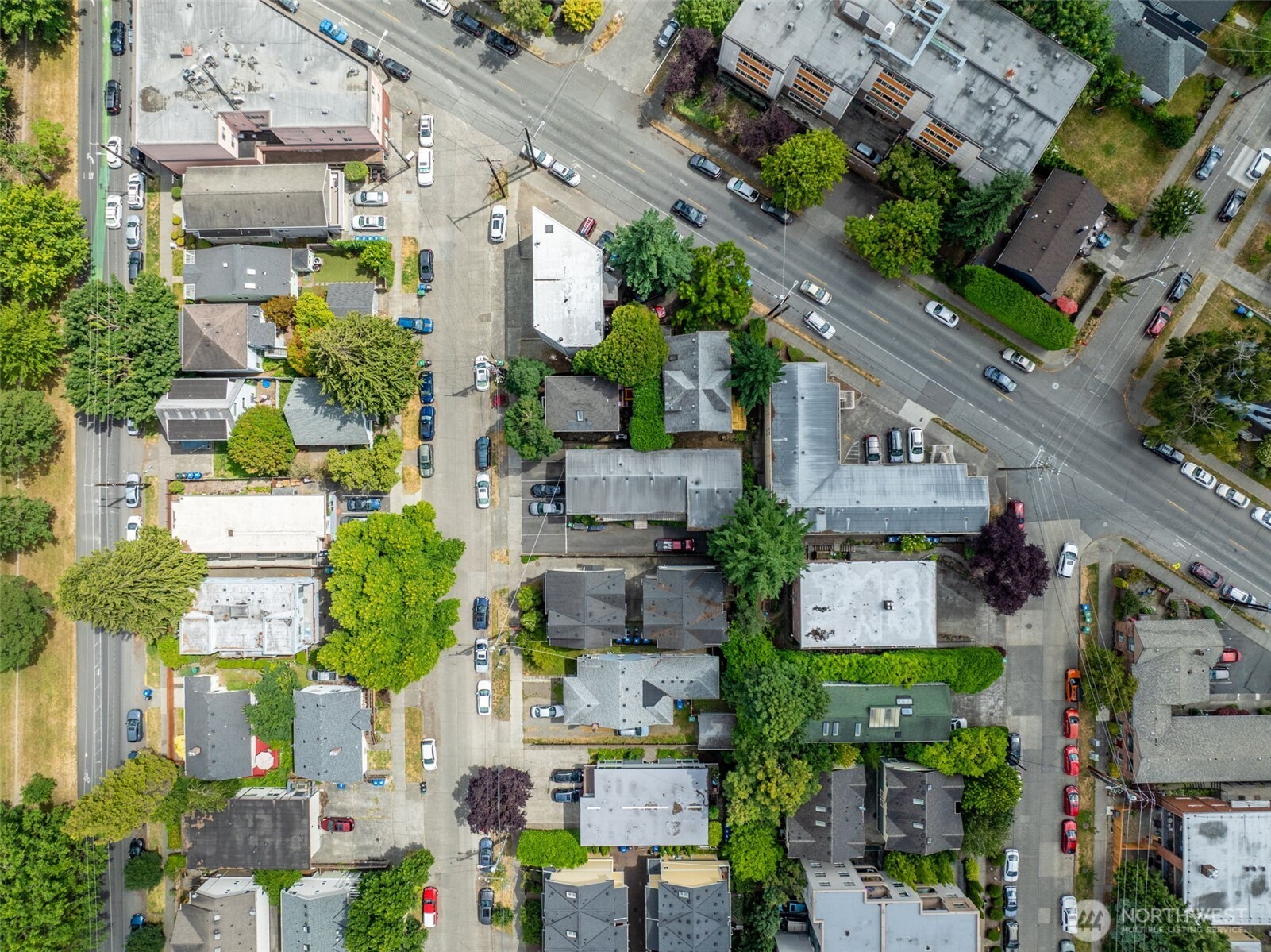 6515 5th Avenue Northeast Seattle, WA 98115 - Photo 12 of 13