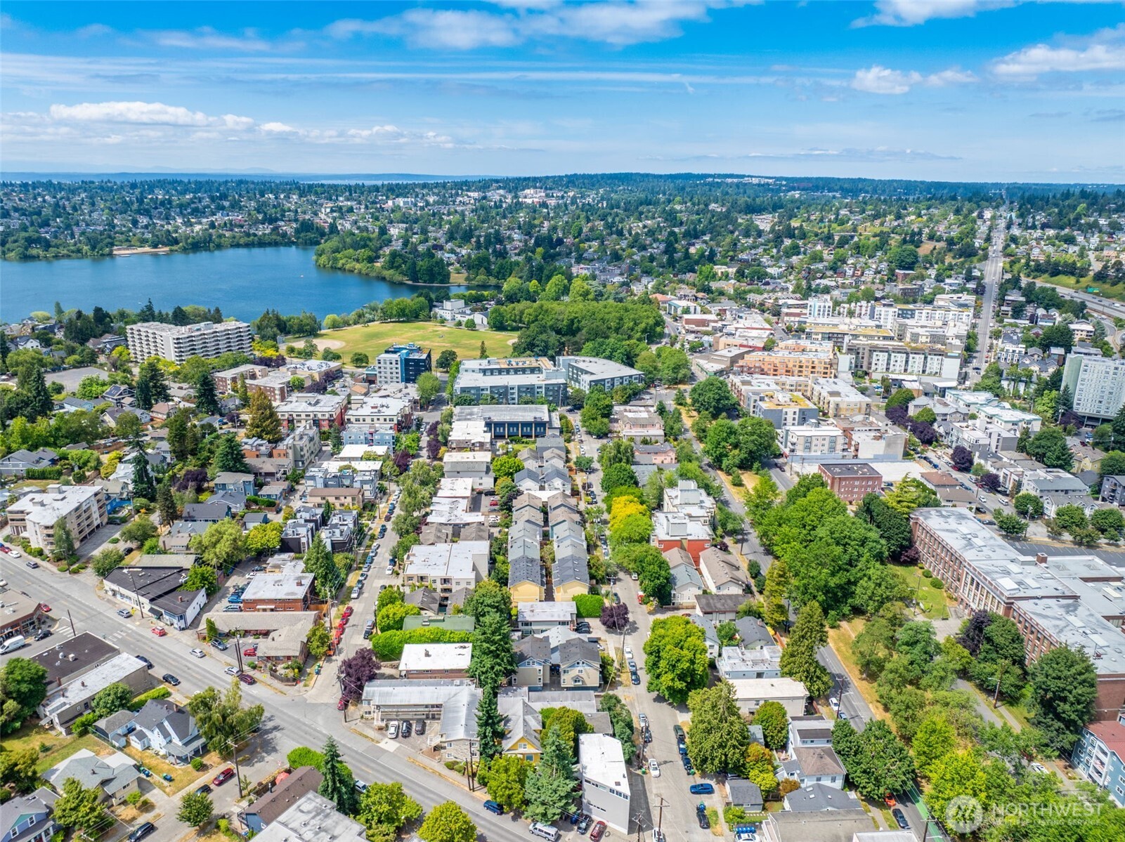 6515 5th Avenue Northeast Seattle, WA 98115 - Photo 13 of 13