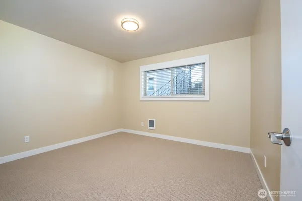 $1,995,000 | 6515 5th Avenue Northeast, Seattle, WA 98115