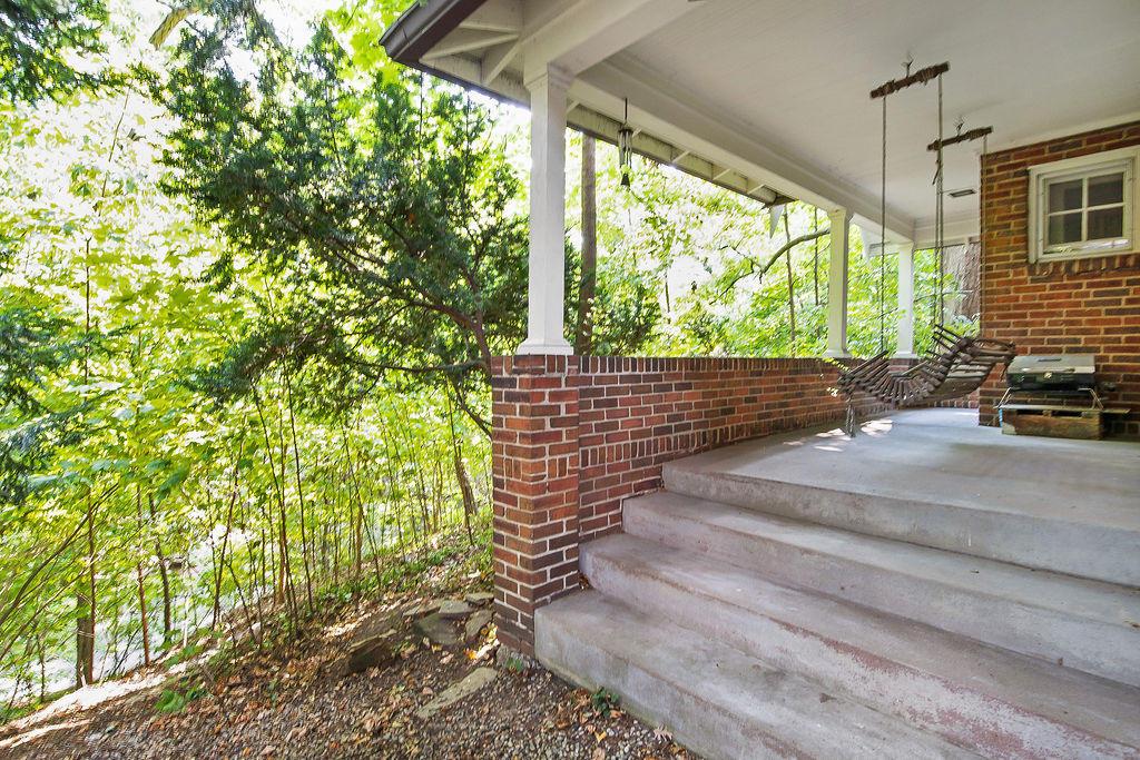60 Walhalla Road Columbus, OH 43202 - Photo 3 of 38