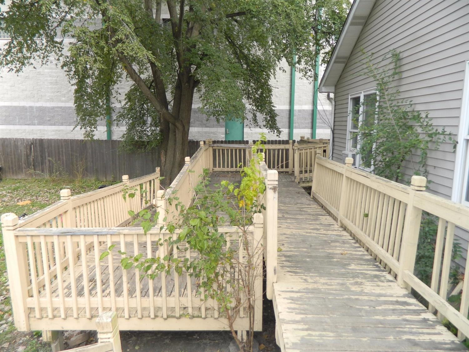 9610 Spring Street Highland, IN 46322 - Photo 4 of 7 1500x1124