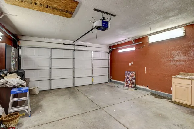 $460,000 | 9028 Medicine Wheel Avenue, Las Vegas, NV 89143