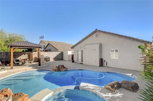 $460,000 | 9028 Medicine Wheel Avenue, Las Vegas, NV 89143