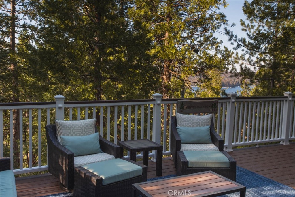 349 Castle Gate Road Lake Arrowhead, CA 92352 - Photo 12 of 77