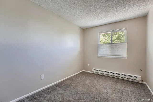 $2,100 | 1976 Eagle Street, Aurora, CO 80011