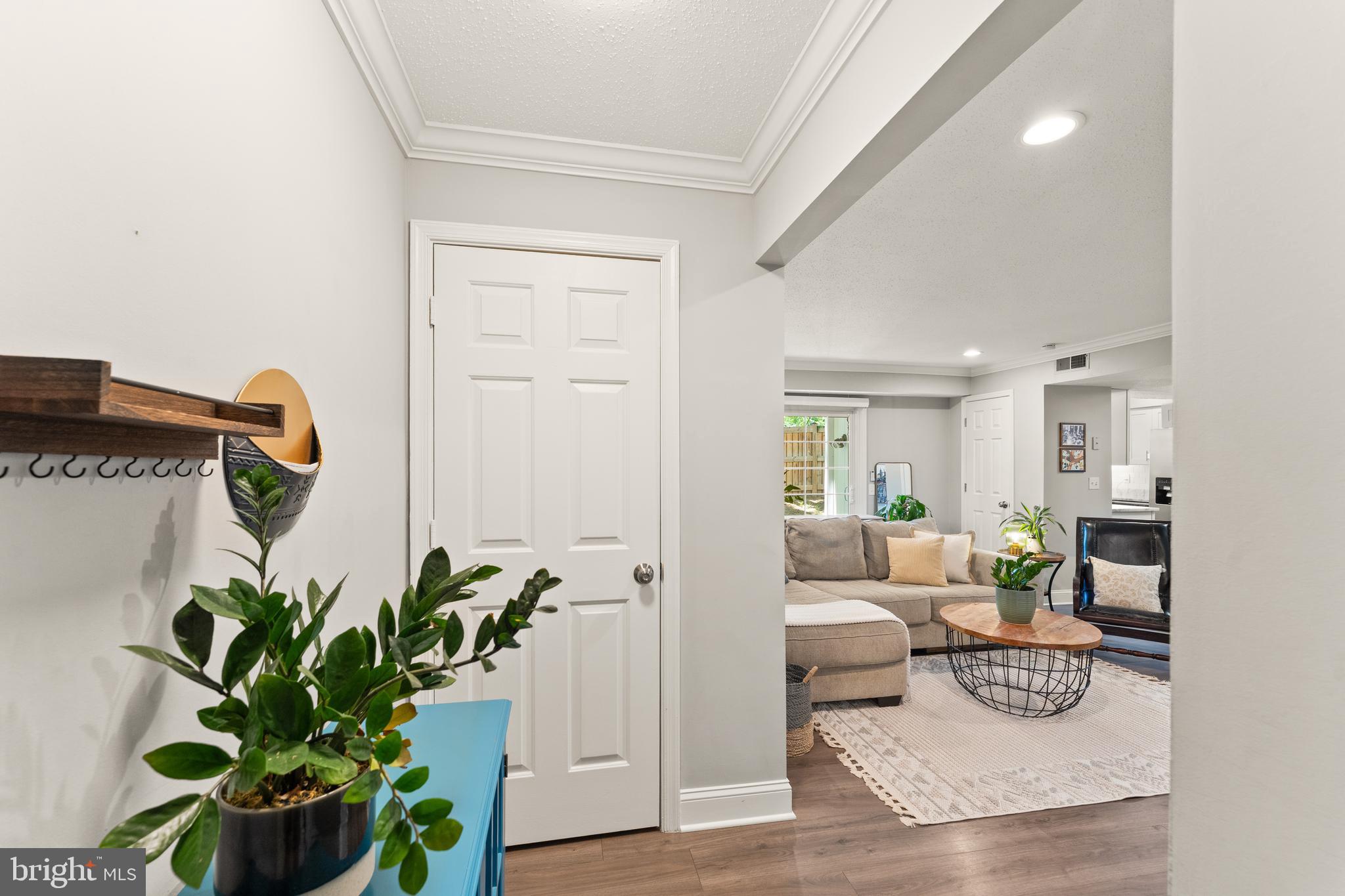 124 Fort Evans Road Southeast, Unit B Leesburg, VA 20175 - Photo 26 of 39 Front door leads to living room