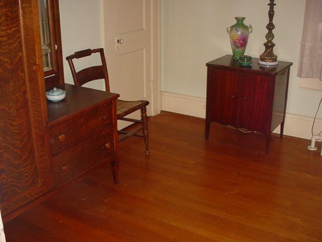 2023 York Road Southwest Roanoke, VA 24015 - Photo 15 of 16 Hardwood Floors in All Bedrooms