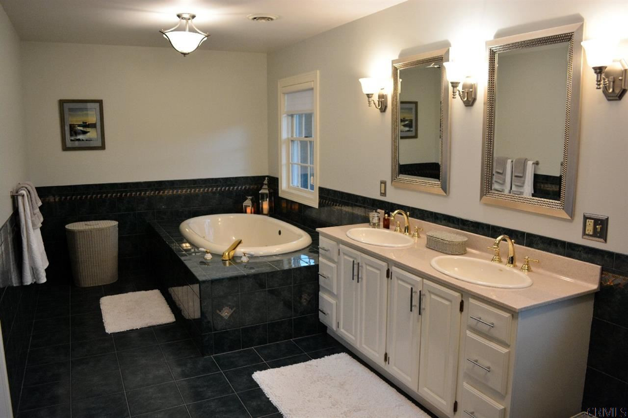 6 Beaver Pond Road Colonie, NY 12211 - Photo 16 of 25 Photo 16