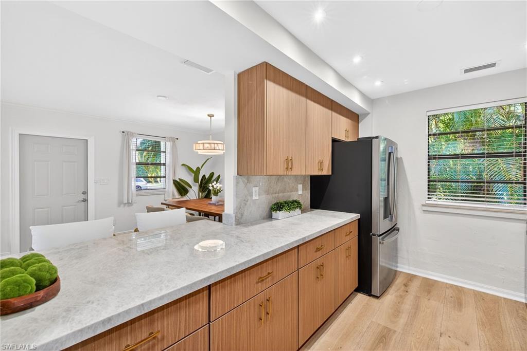 1275 8th Avenue North Naples, FL 34102 - Photo 14 of 32