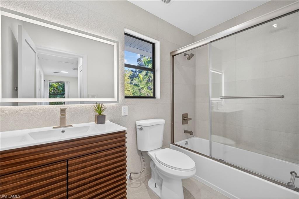 1275 8th Avenue North Naples, FL 34102 - Photo 24 of 32