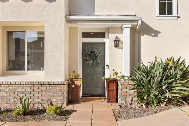 $985,000 | 3069 West Canyon Avenue, San Diego, CA 92123