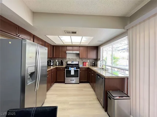 $3,000 | 3087 Capistrano Court, Las Vegas, NV 89121