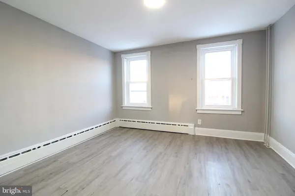 $259,000 | 445 South Olden Avenue, Trenton, NJ 08629