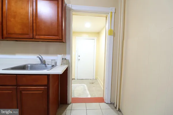 $259,000 | 445 South Olden Avenue, Trenton, NJ 08629
