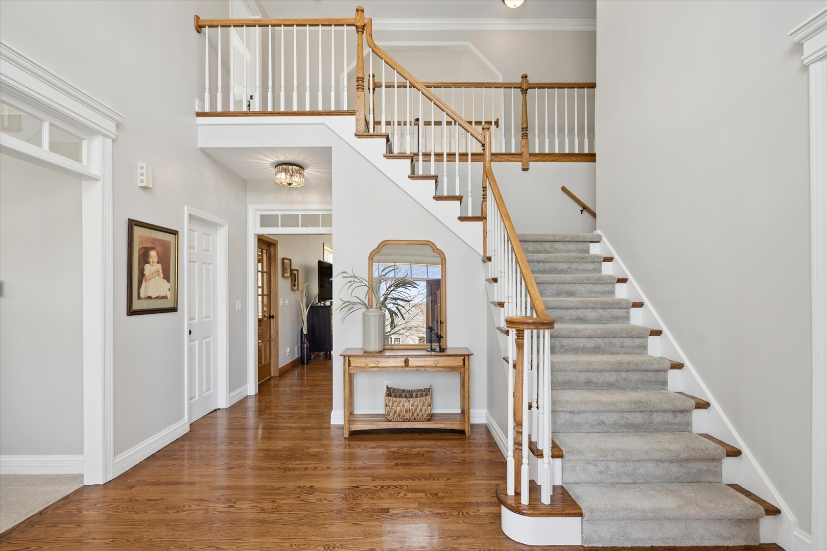 5606 Winding Road Crystal Lake, IL 60014 - Photo 7 of 38