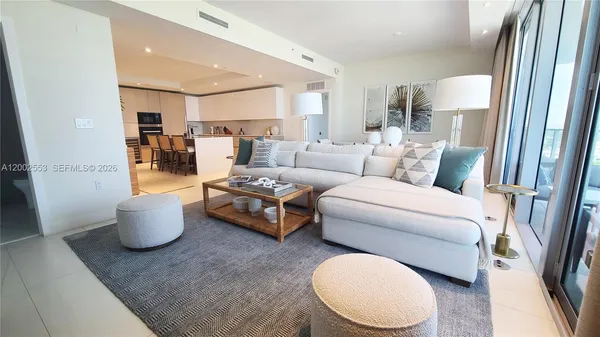 $2,100,000 | 3100 North Ocean Drive, Unit P1206, Singer Island, FL 33404