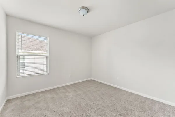 $2,300 | 630 Whispering Creek Avenue, Freeport, FL 32439
