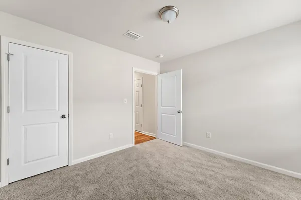 $2,300 | 630 Whispering Creek Avenue, Freeport, FL 32439