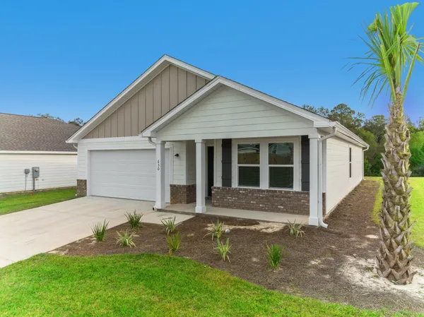 $2,300 | 630 Whispering Creek Avenue, Freeport, FL 32439