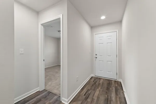 $2,300 | 630 Whispering Creek Avenue, Freeport, FL 32439