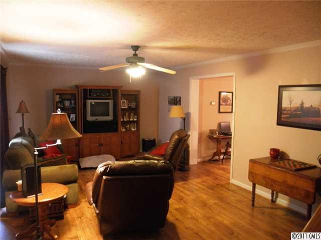 1906 Musselwhite Road Wingate, NC 28174 - Photo 3 of 14