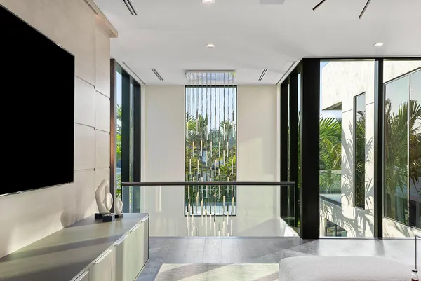 $40,000,000 | 372 East Alexander Palm Road, Boca Raton, FL 33432