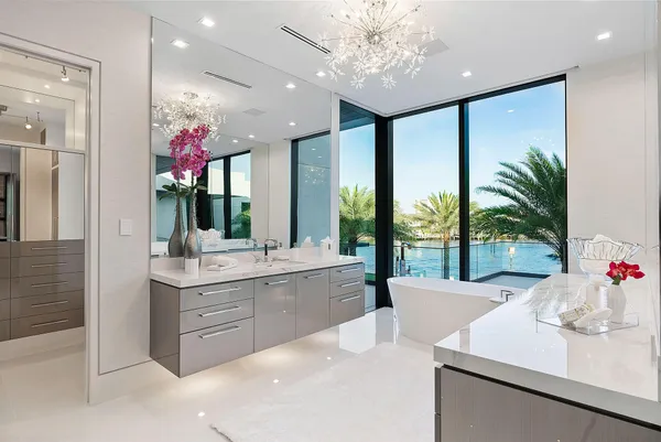 $40,000,000 | 372 East Alexander Palm Road, Boca Raton, FL 33432