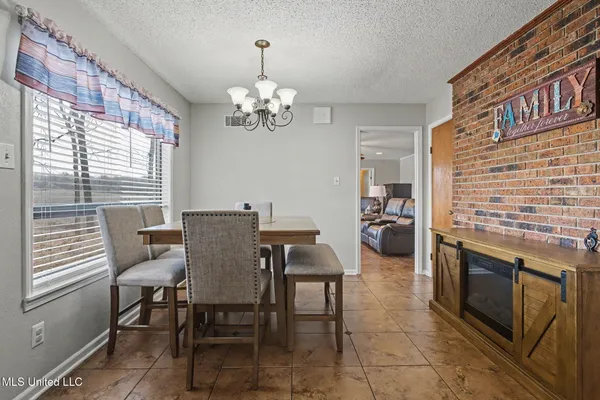 $475,000 | 1996 Tanyard Road, Hernando, MS 38632