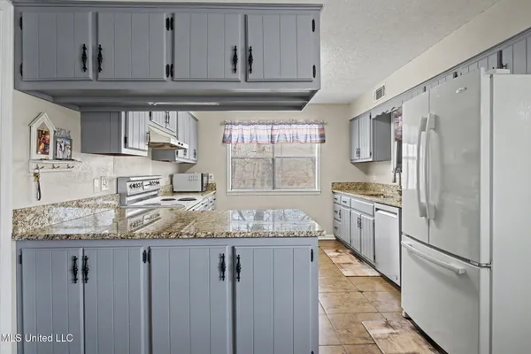 $475,000 | 1996 Tanyard Road, Hernando, MS 38632